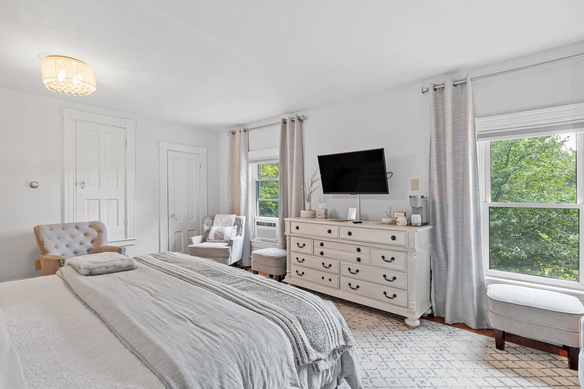 B&B, squam, holderness, NH, dog friendly, family