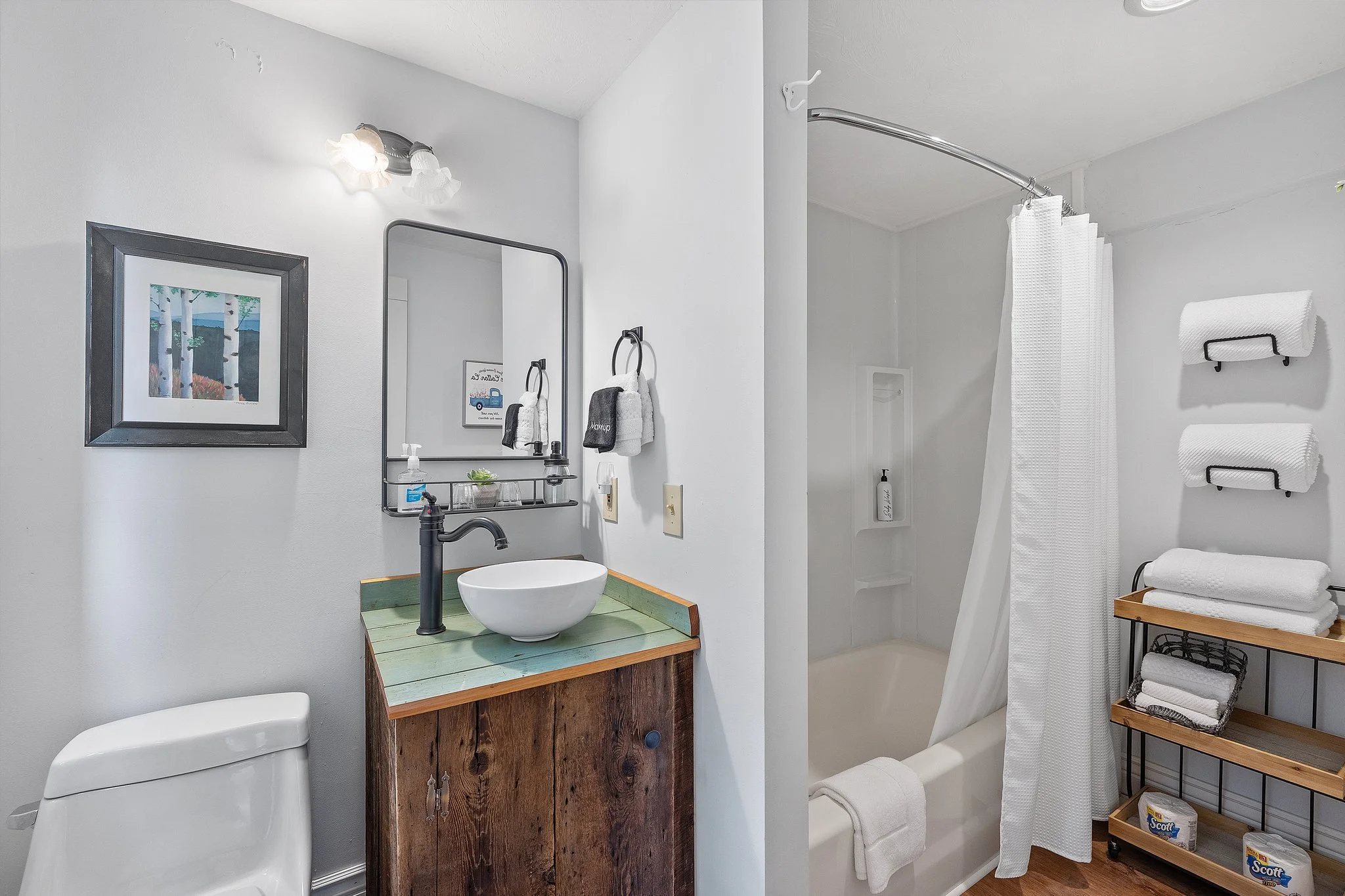 B&B, squam, holderness, NH, dog friendly, family