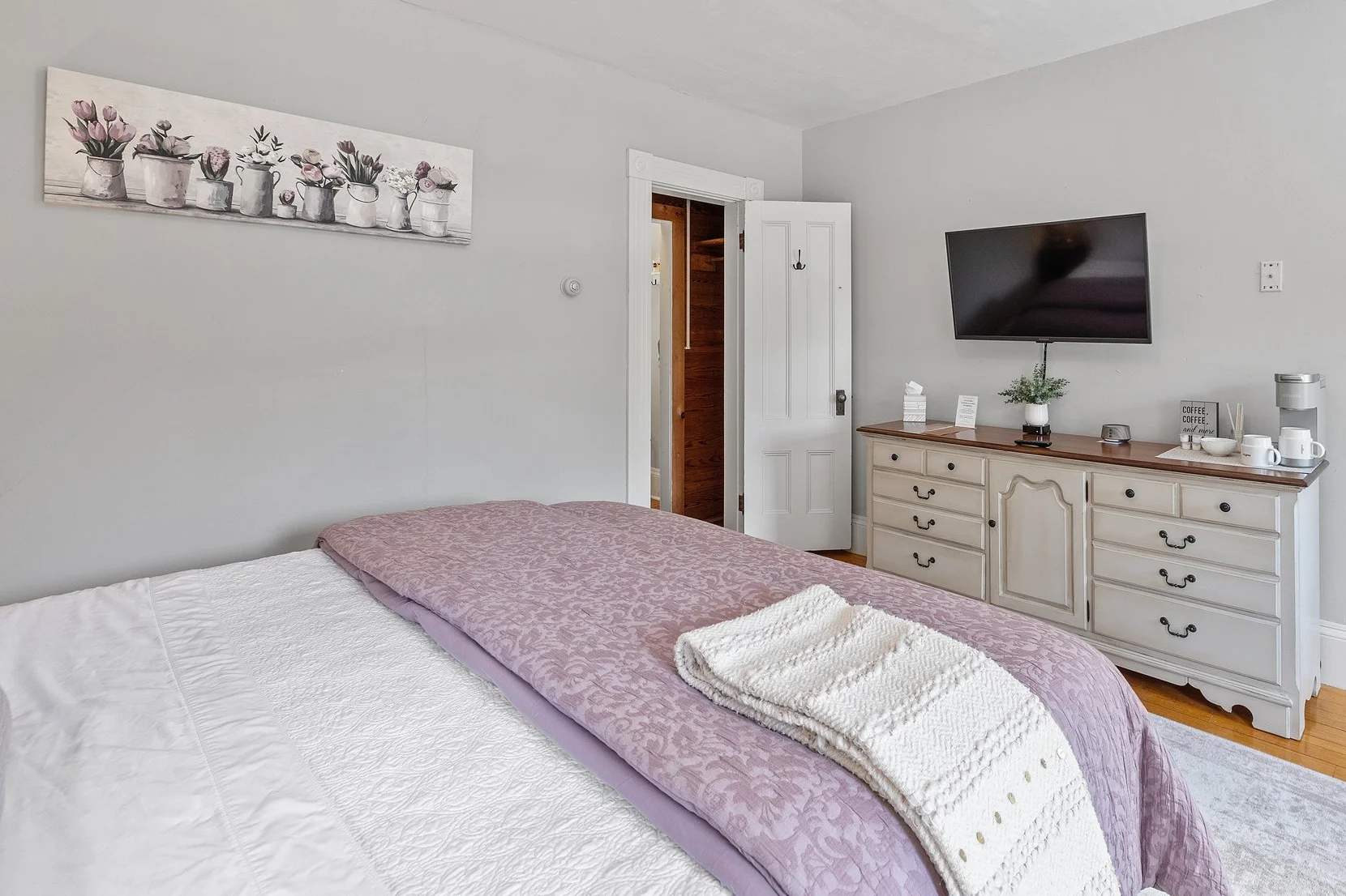 B&B, squam, holderness, NH, dog friendly, family